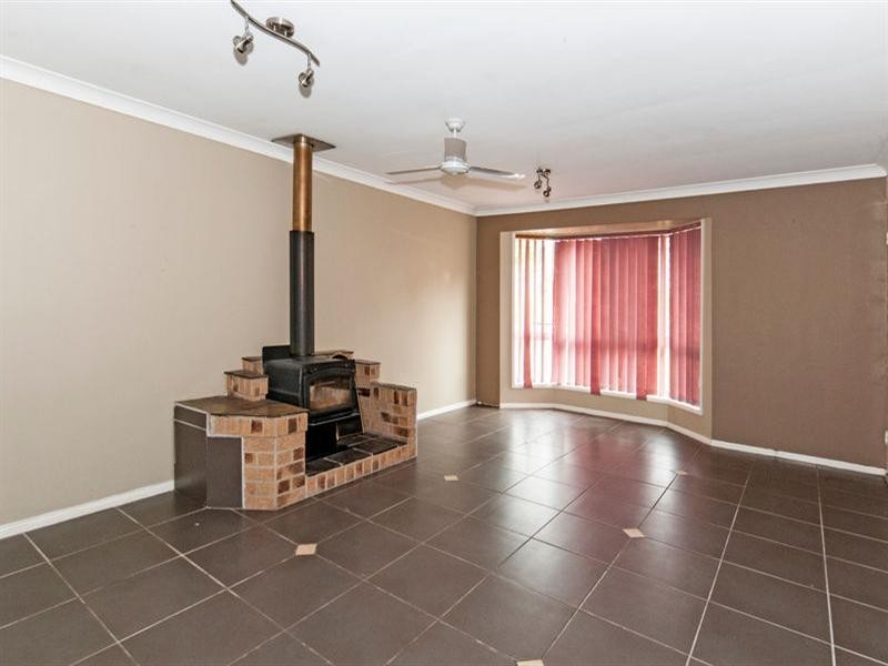 4 Penrose Circuit, Redbank Plains QLD 4301