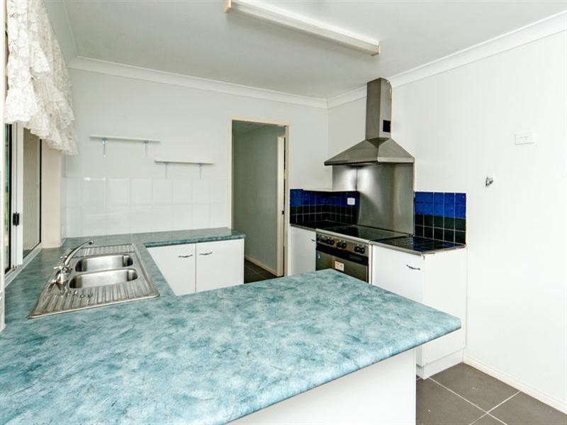 4 Penrose Circuit, Redbank Plains QLD 4301