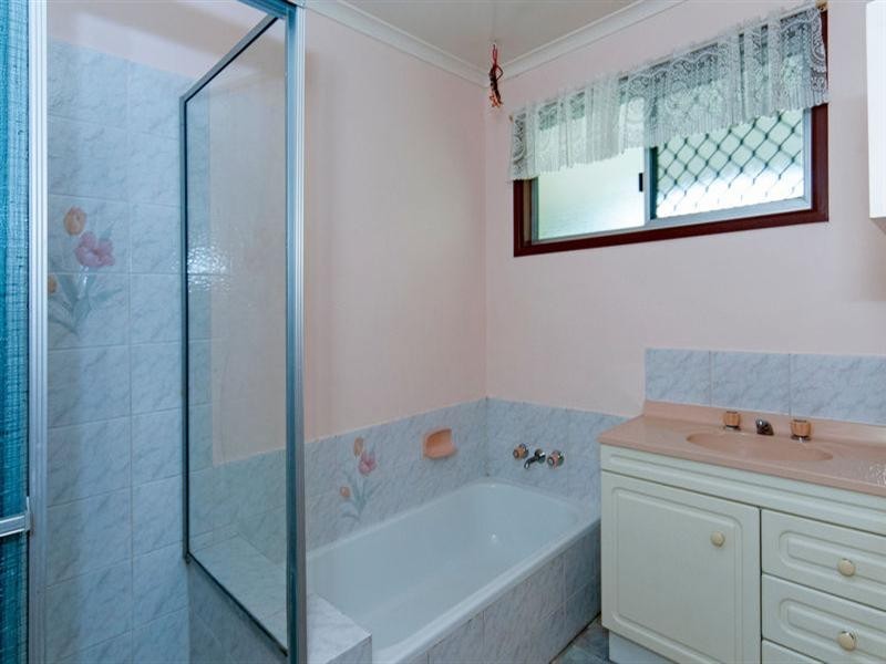 12 Glen Avon Drive, Redbank Plains QLD 4301