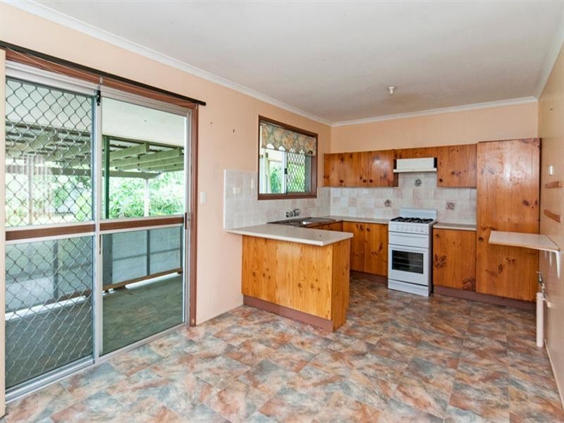 12 Glen Avon Drive, Redbank Plains QLD 4301