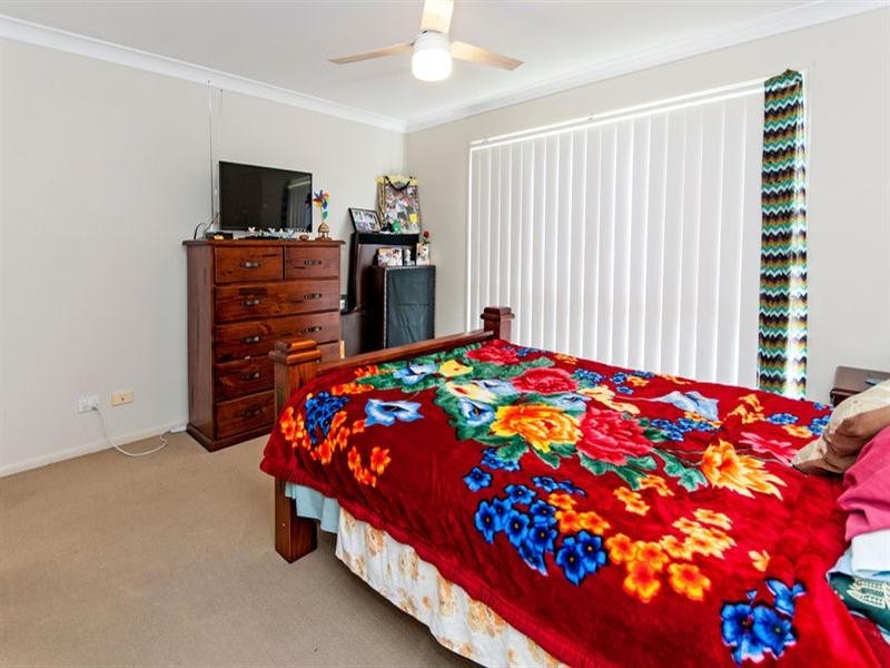 11 Barnes Court, Redbank QLD 4301