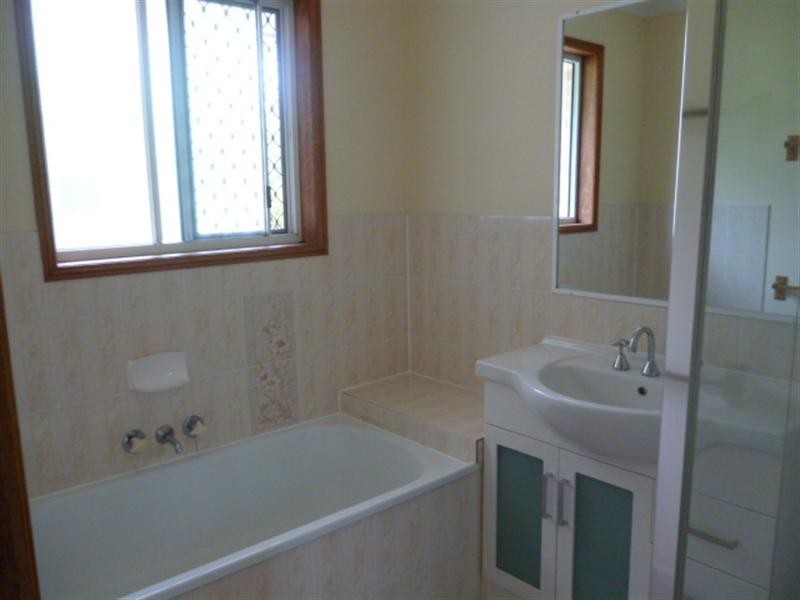 9 Gabrielle Court, Collingwood Park QLD 4301