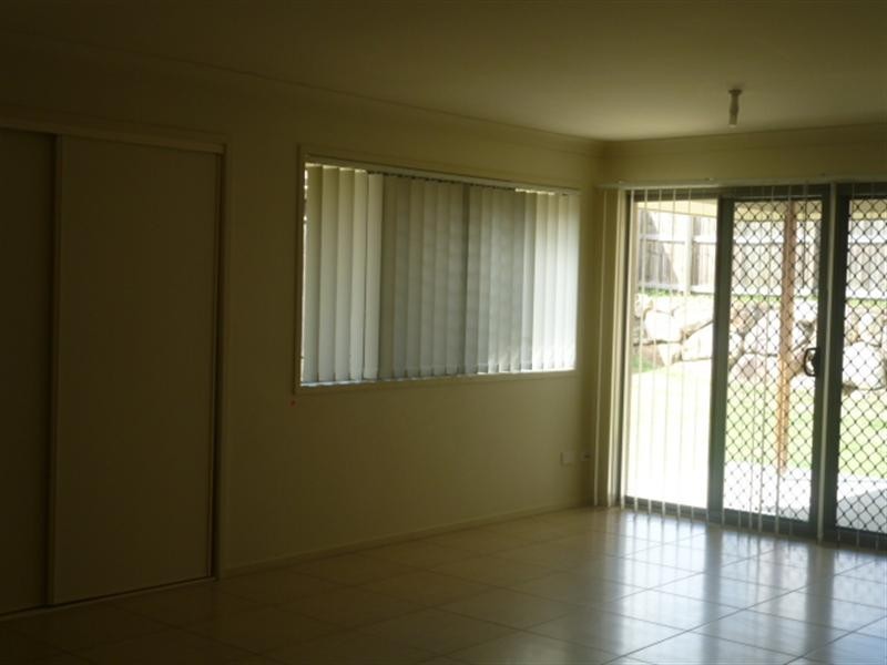 8 WALDEN Street, Redbank Plains QLD 4301