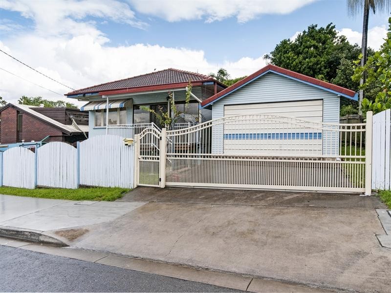 1 Barram Street, Goodna QLD 4300