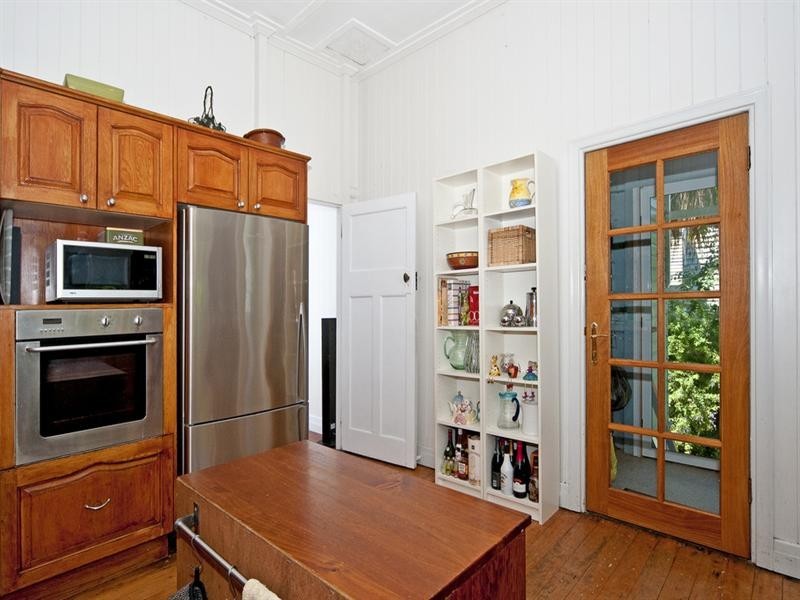 10 View Street, Woodend QLD 4305