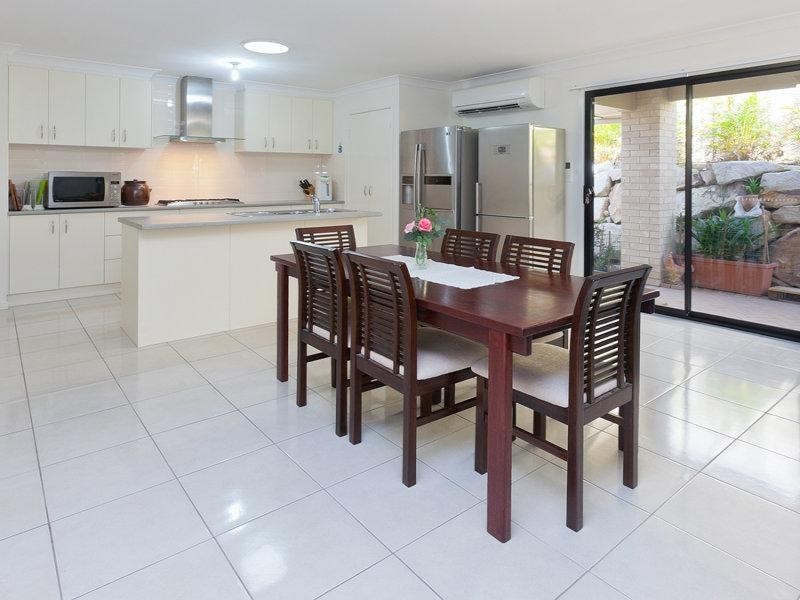 252 Alawoona Street, Redbank Plains QLD 4301