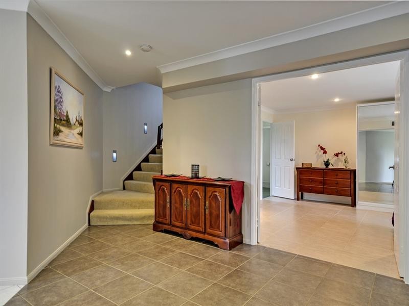20 Carissa Court, Camira QLD 4300