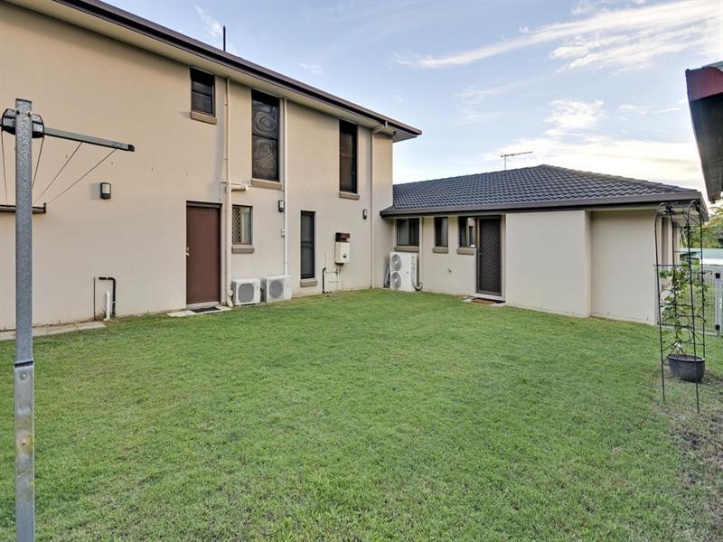 20 Carissa Court, Camira QLD 4300