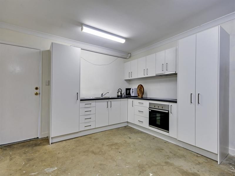 20 Carissa Court, Camira QLD 4300