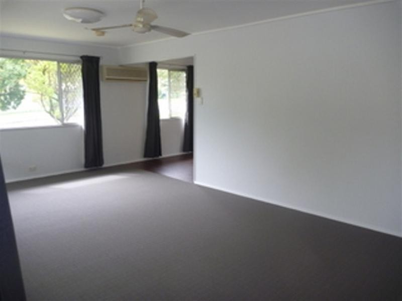 31 Dorsey Crescent, Bundamba QLD 4304