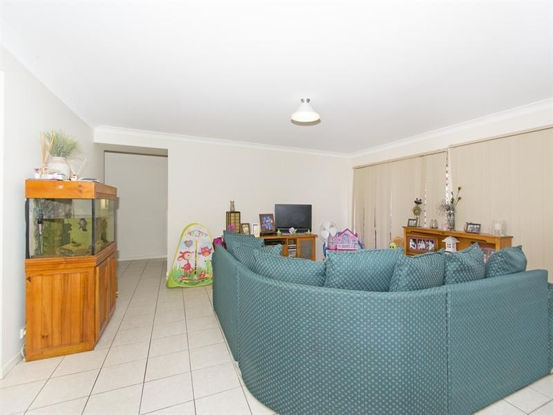 5 Ashbourne Avenue, Goodna QLD 4300