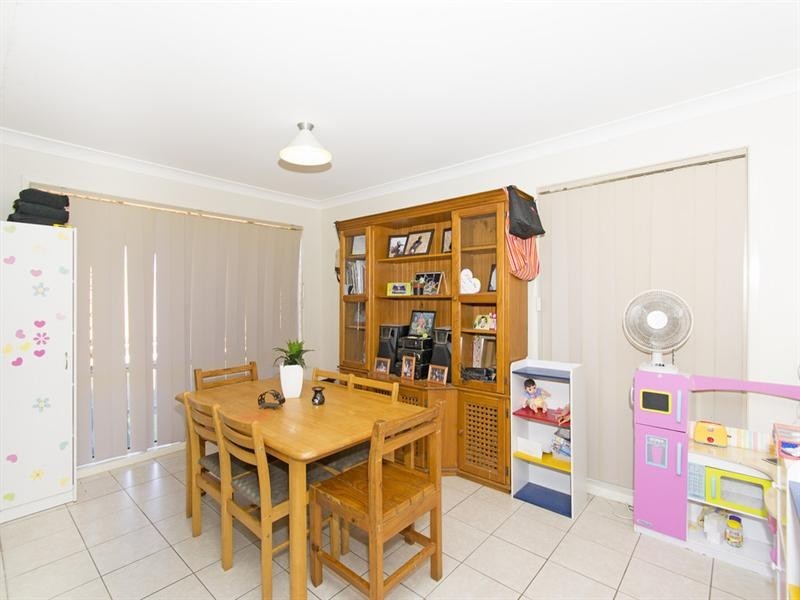 5 Ashbourne Avenue, Goodna QLD 4300
