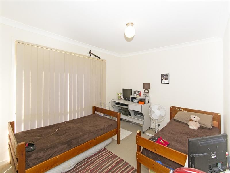 5 Ashbourne Avenue, Goodna QLD 4300