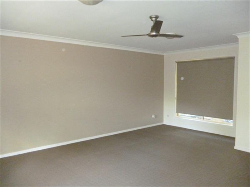 7 McLean Street, Redbank Plains QLD 4301