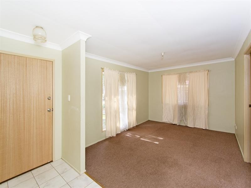 5 Danyel Court, Redbank Plains QLD 4301
