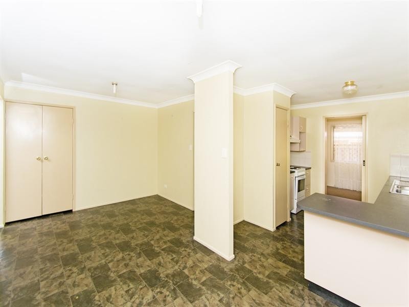 5 Danyel Court, Redbank Plains QLD 4301