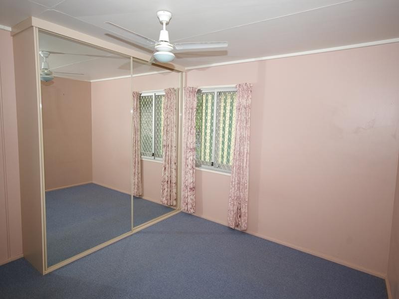23 Neilsen Crescent, Riverview QLD 4303