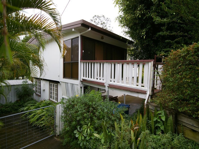 6 Dowden Street, Goodna QLD 4300