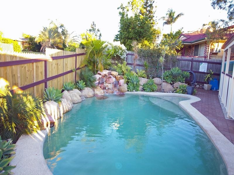3 Vanessa Court, Camira QLD 4300