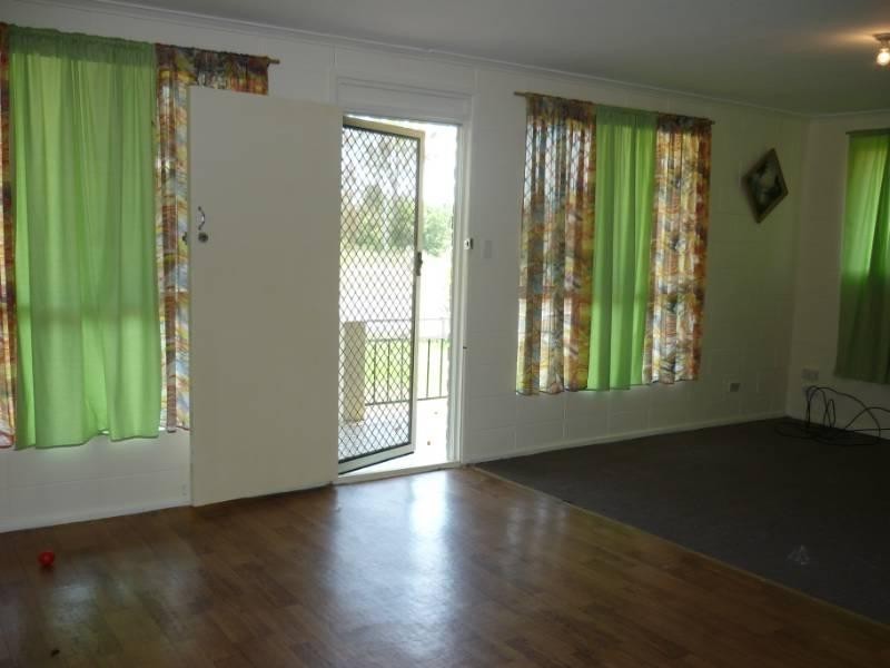 74 Smiths Road, Goodna QLD 4300