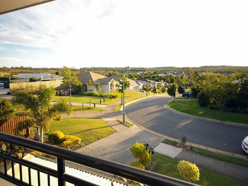 17 Cobbin Circuit, Redbank Plains QLD 4301