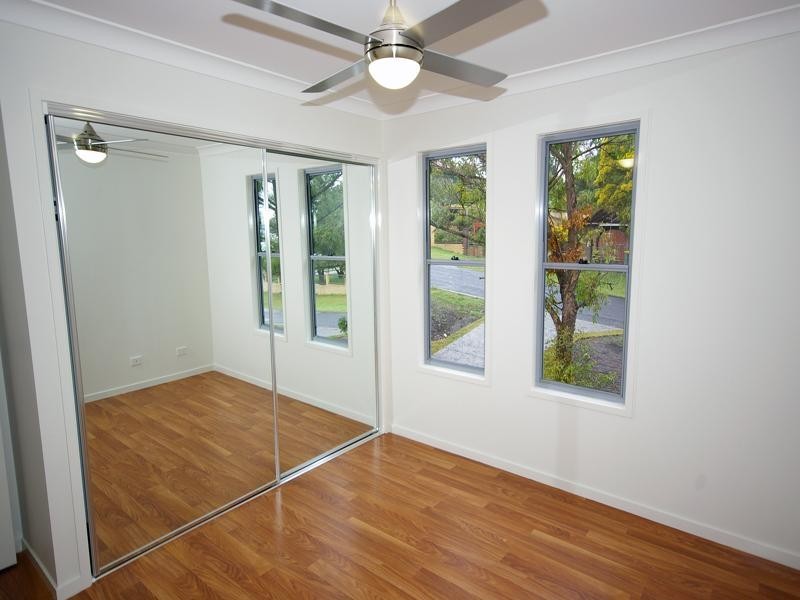 1and2/4 Willow Road, Redbank Plains QLD 4301