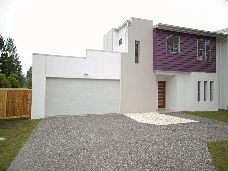 1and2/4 Willow Road, Redbank Plains QLD 4301