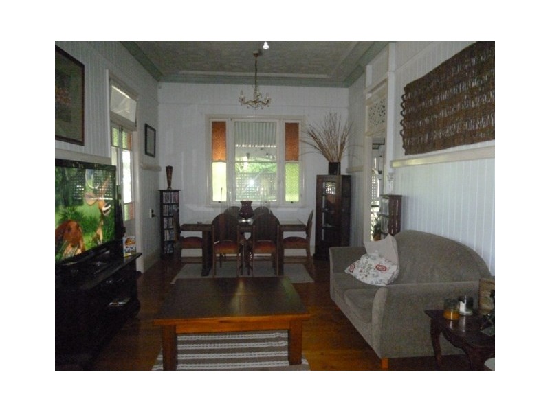 45 Waterworks Road, North Ipswich QLD 4305