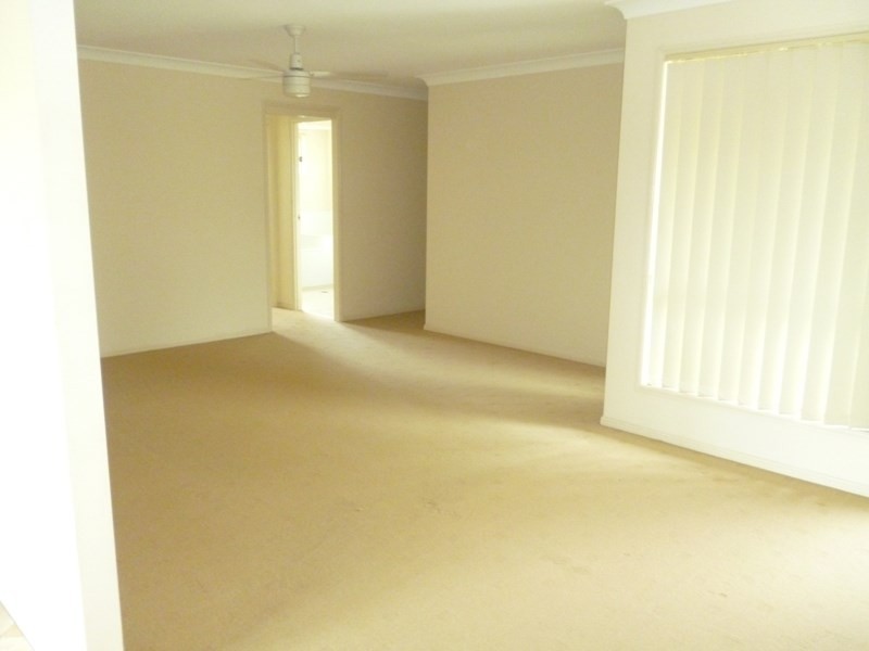 12 Saridakis Court, Goodna QLD 4300