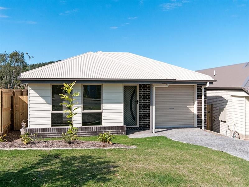 26 Lamington Drive, Redbank Plains QLD 4301