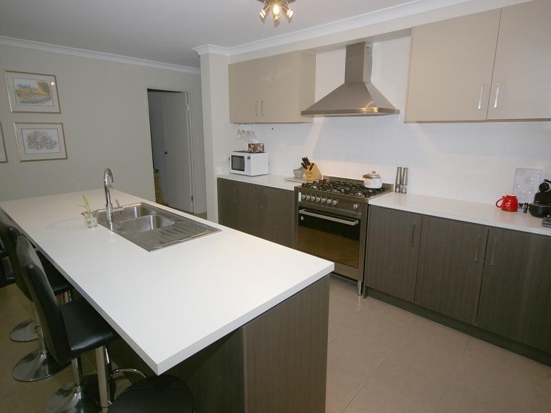 8 Daryl Reinhardt Street, Redbank Plains QLD 4301