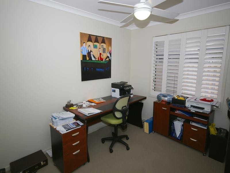 8 Daryl Reinhardt Street, Redbank Plains QLD 4301