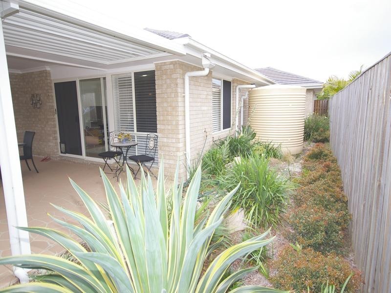 8 Daryl Reinhardt Street, Redbank Plains QLD 4301