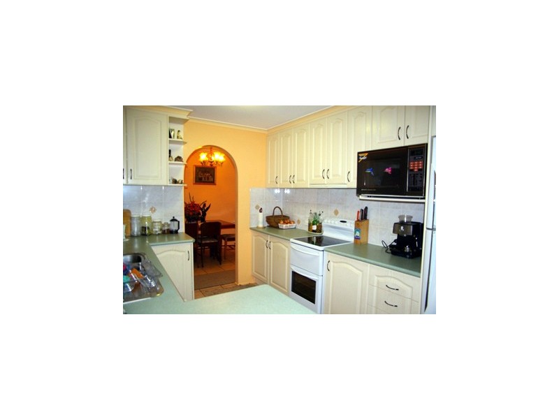 10 Essex Court, Bellbird Park QLD 4300