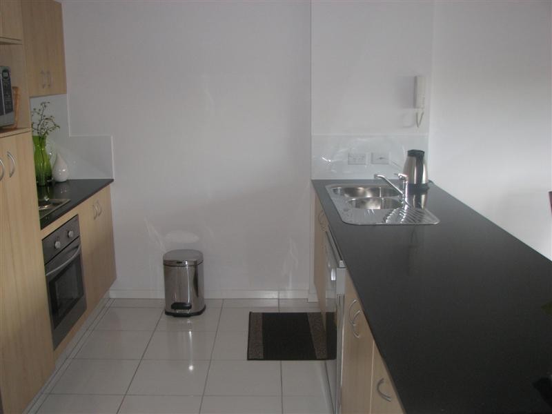 15 Ancona Street, Carrara QLD 4211