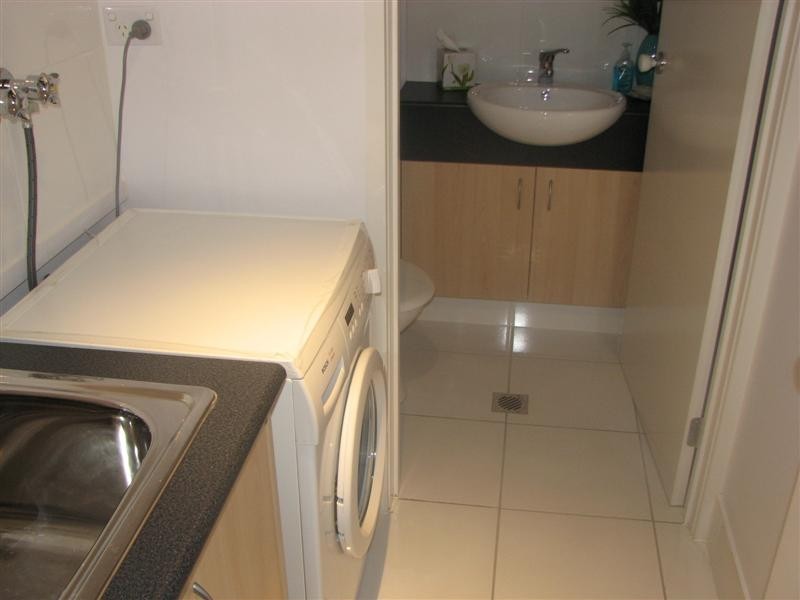 15 Ancona Street, Carrara QLD 4211