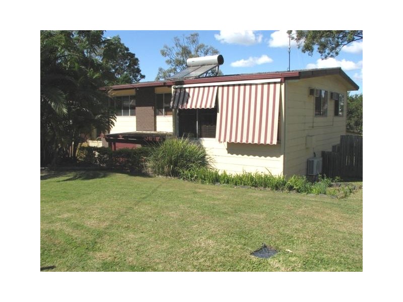 10 Poinsettia Parade, Varsity Lakes QLD 4227