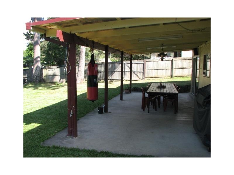 10 Poinsettia Parade, Varsity Lakes QLD 4227