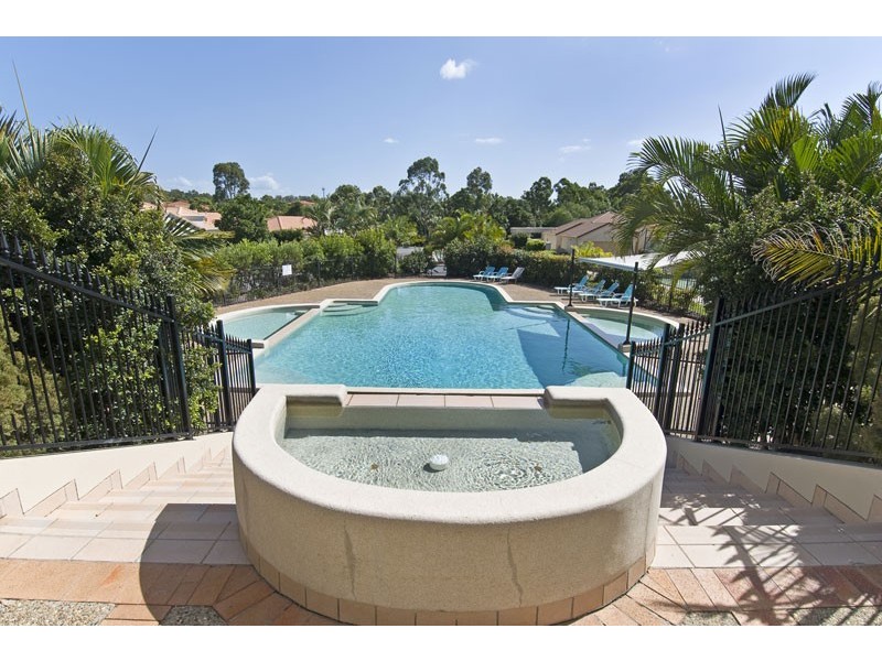 6/2 Langport Parade, Mudgeeraba QLD 4213