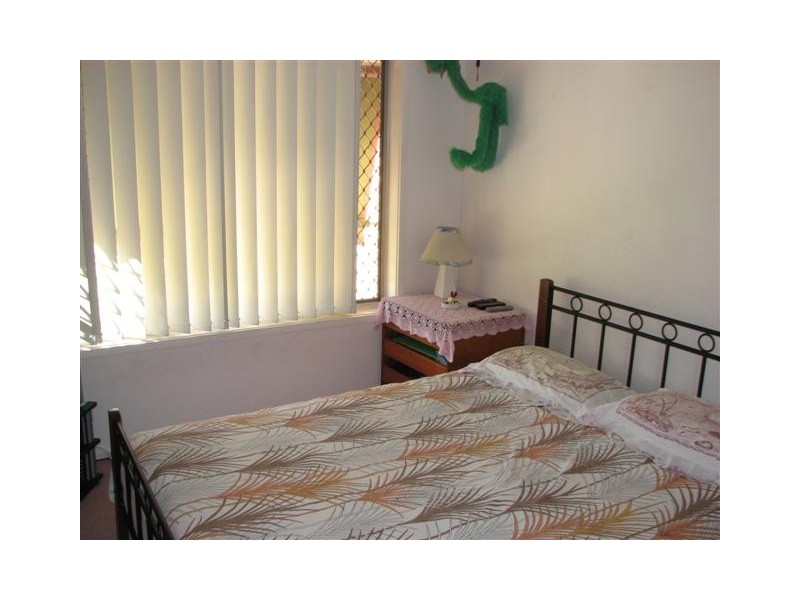 21 Honeywood Court, Burleigh Waters QLD 4220