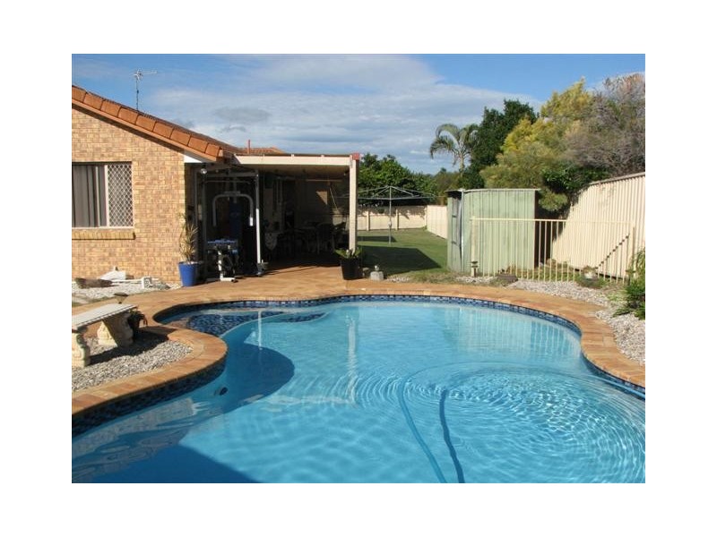 21 Honeywood Court, Burleigh Waters QLD 4220