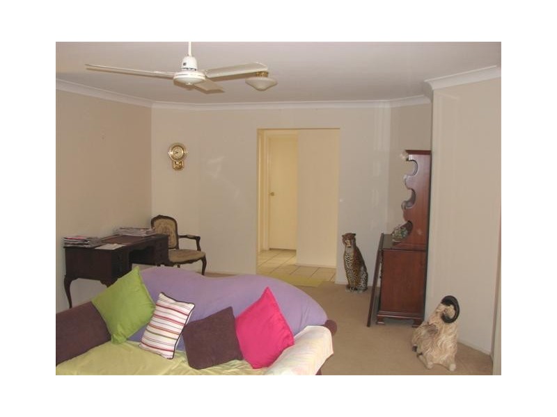 12 Ilminster Crescent, Mudgeeraba QLD 4213