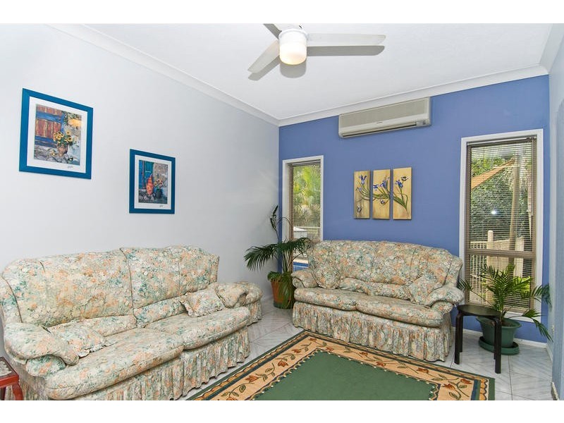 15 Woolmere Street, Carrara QLD 4211