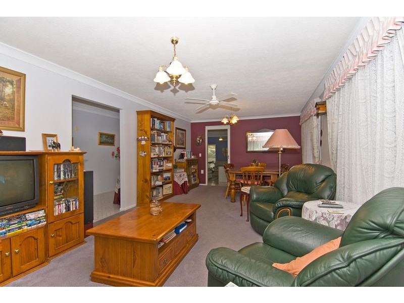 15 Woolmere Street, Carrara QLD 4211