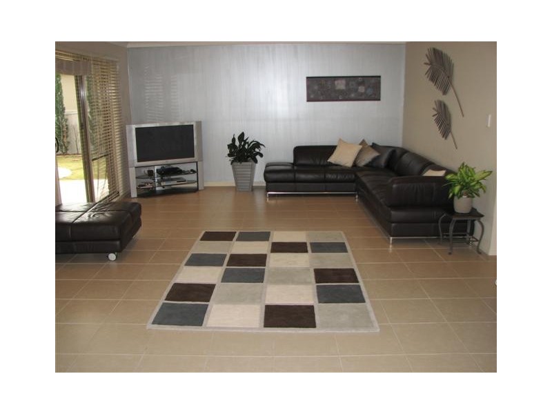 27 Cordyline Drive, Reedy Creek QLD 4227