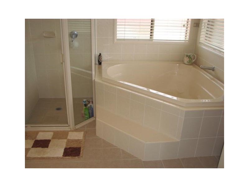 27 Cordyline Drive, Reedy Creek QLD 4227