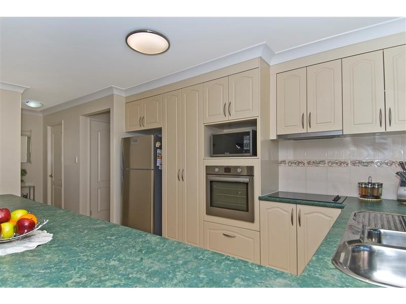 11 Aquarius Street, Reedy Creek QLD 4227