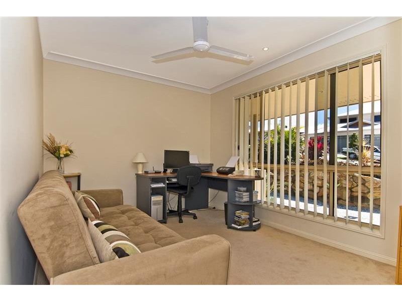 11 Aquarius Street, Reedy Creek QLD 4227