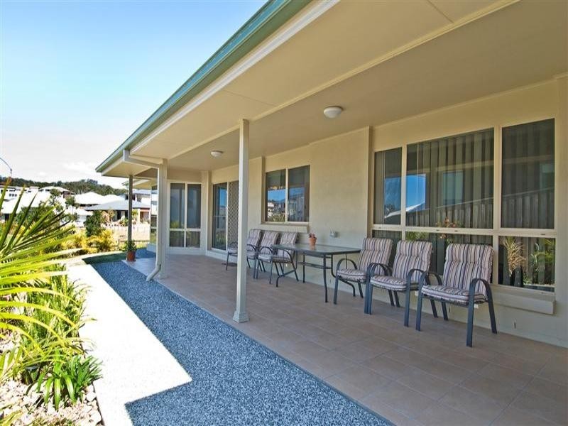 11 Aquarius Street, Reedy Creek QLD 4227