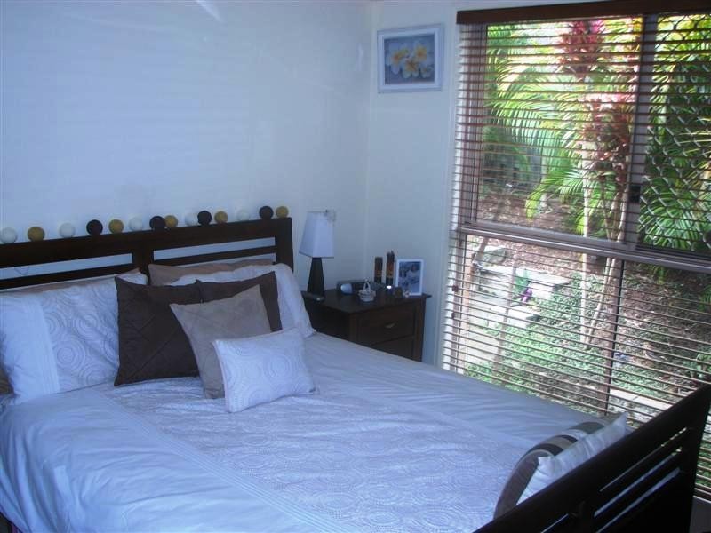 6 Bidwill Court, Elanora QLD 4221